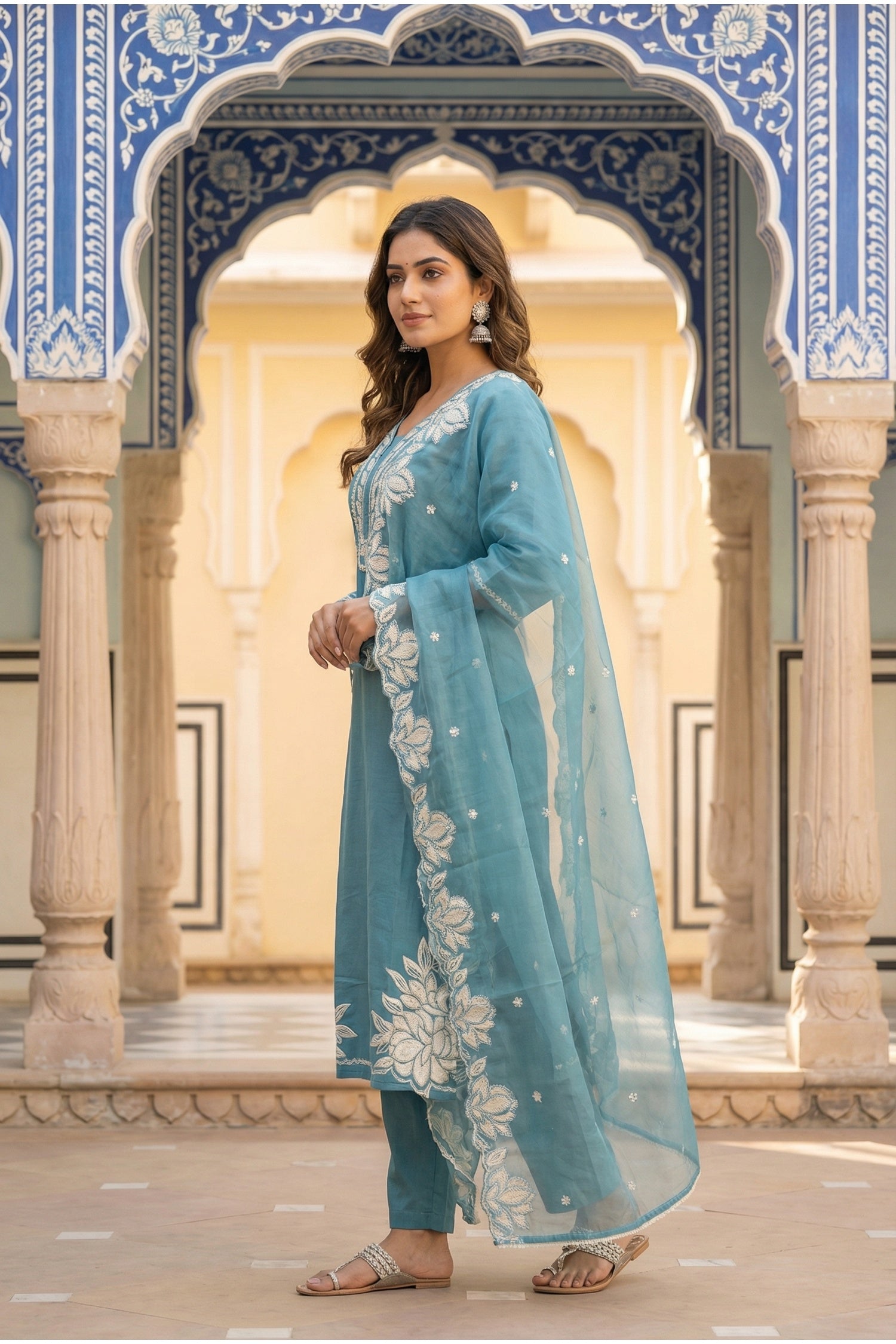Floral Embroidered Kurta Set with Buti Work & Statement Dupatta Border
