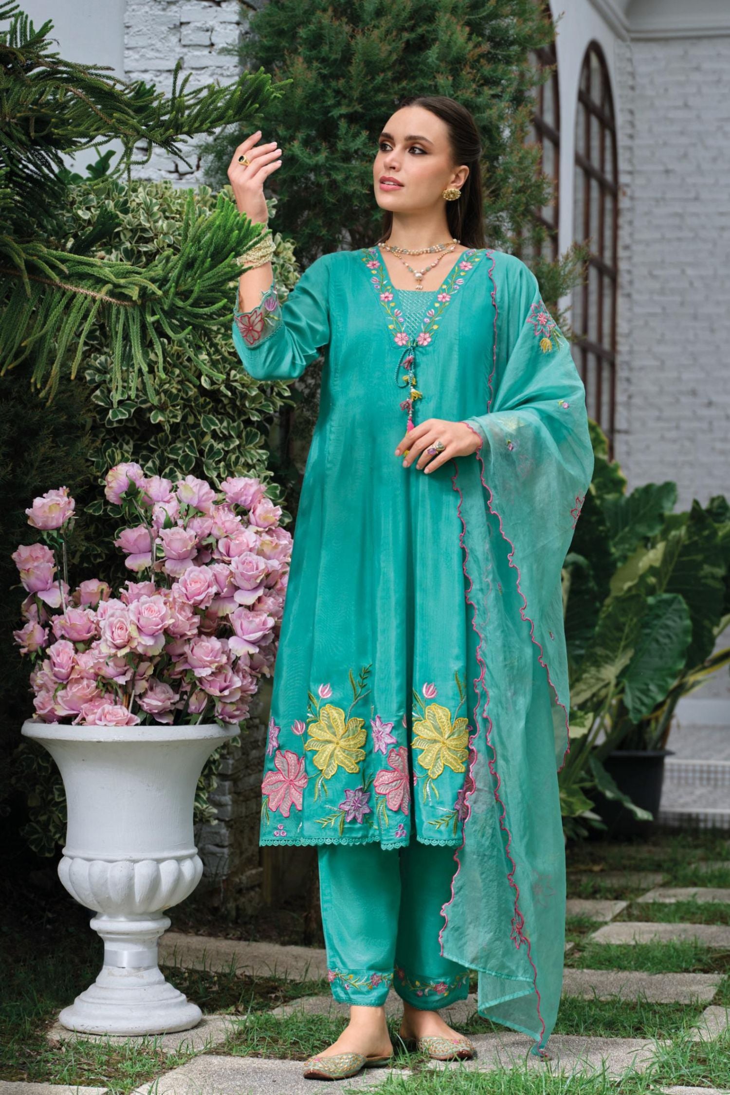 Floral Hand Embroidery Pure Mul Chanderi Three Piece Set