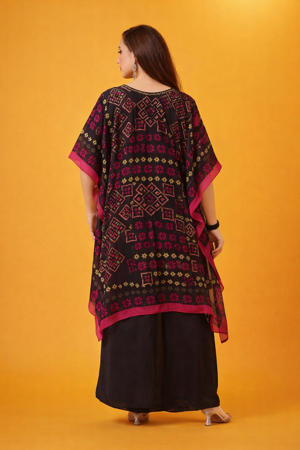 Freyaa Long Printed Kaftan With Elegant Detailing