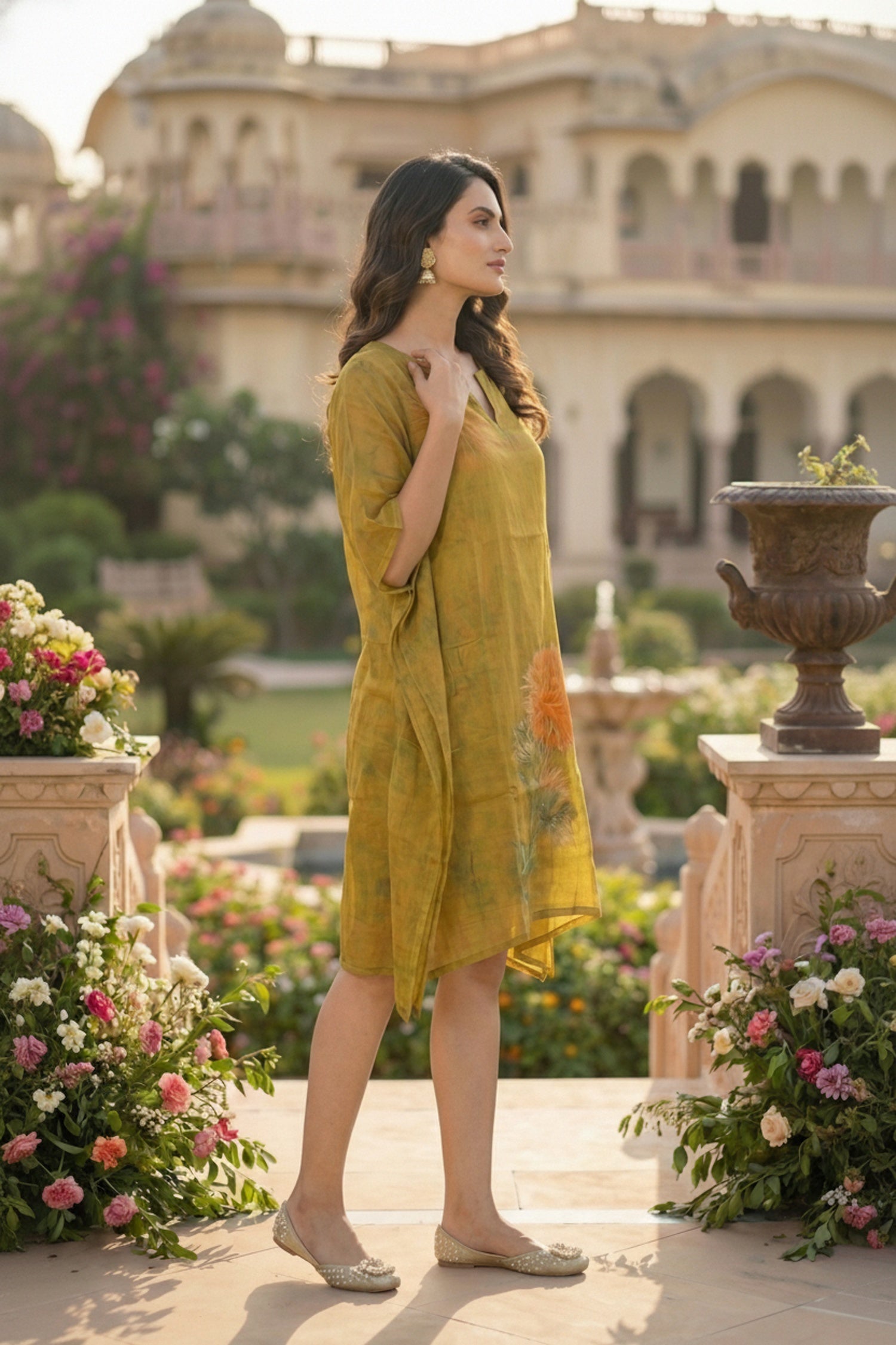 Mehendi Printed Chinon Short Kaftan