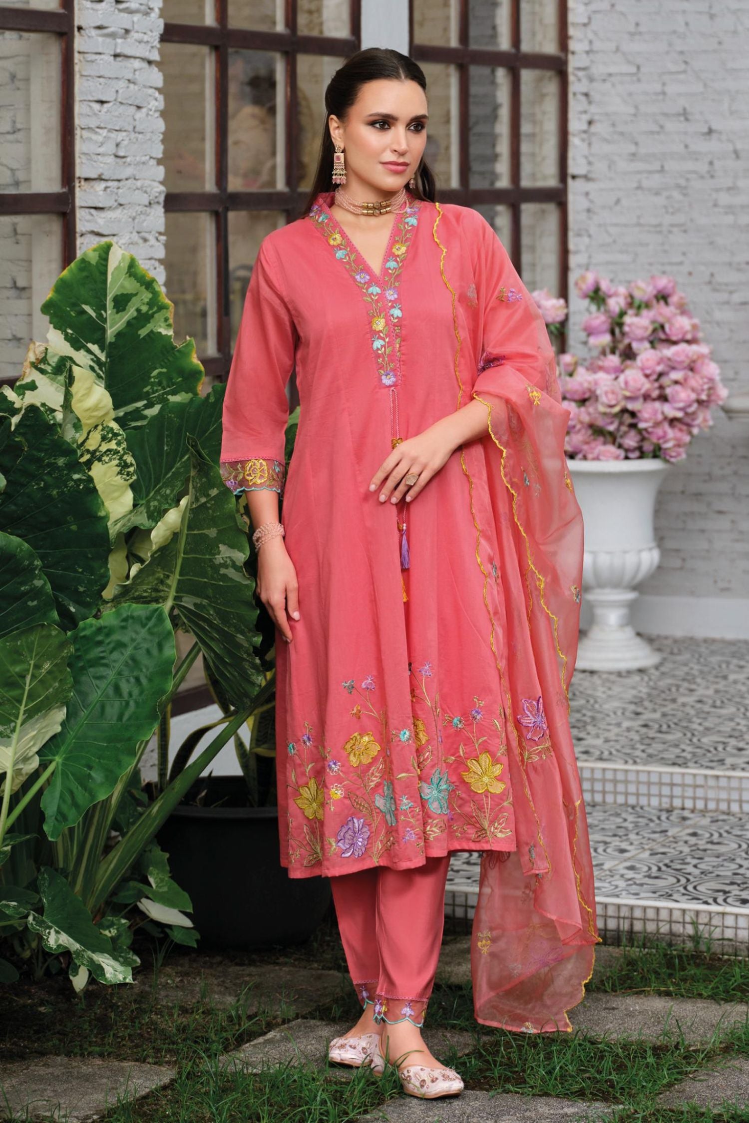 Elegant Onion Pink Mul Chanderi Kantha Embroidery Three Piece Set