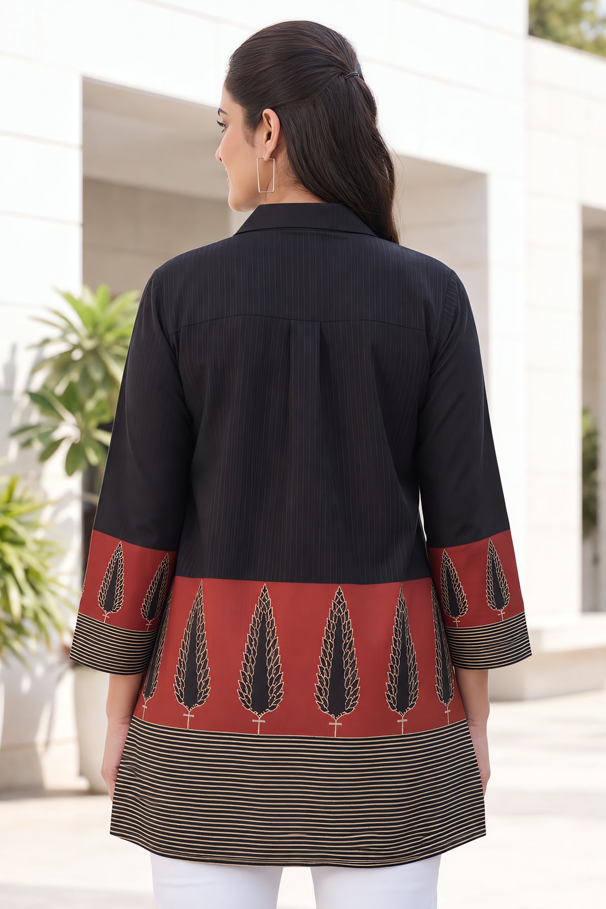 Black Solid Cotton Kurta Top
