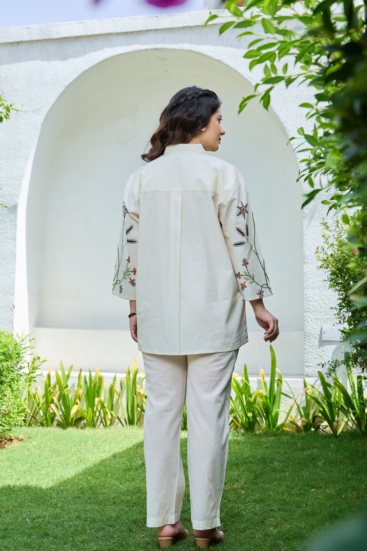 Floral Muse Hand-Embroidered Cotton Coord with Collar