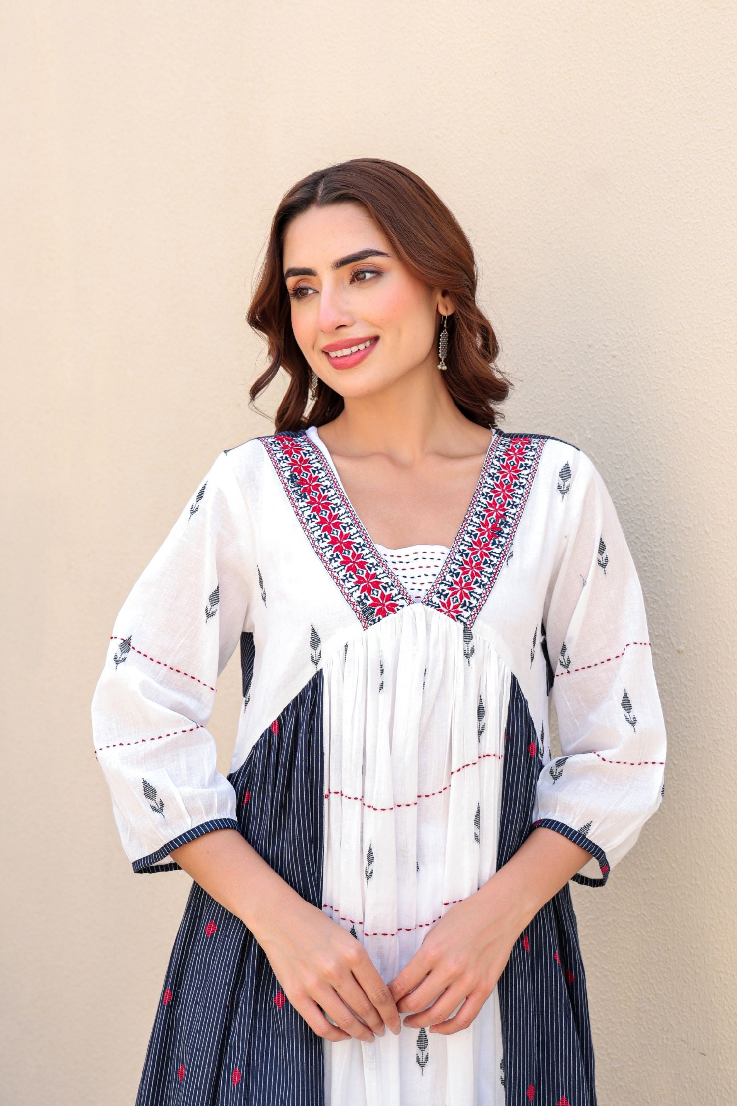 White Weave Embroidered Cord Set