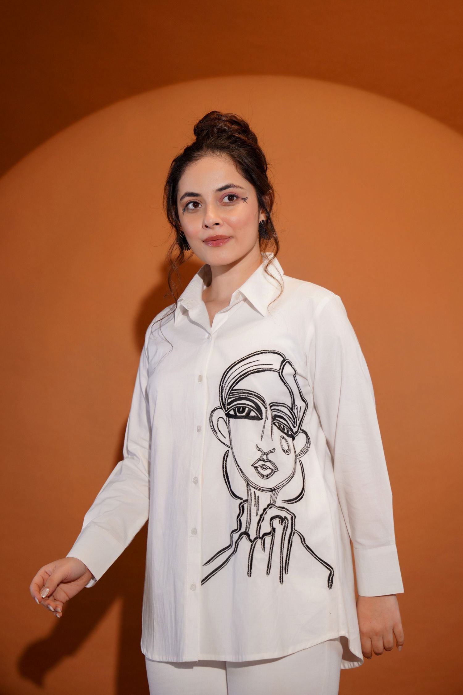 Face Line Art White Shirt