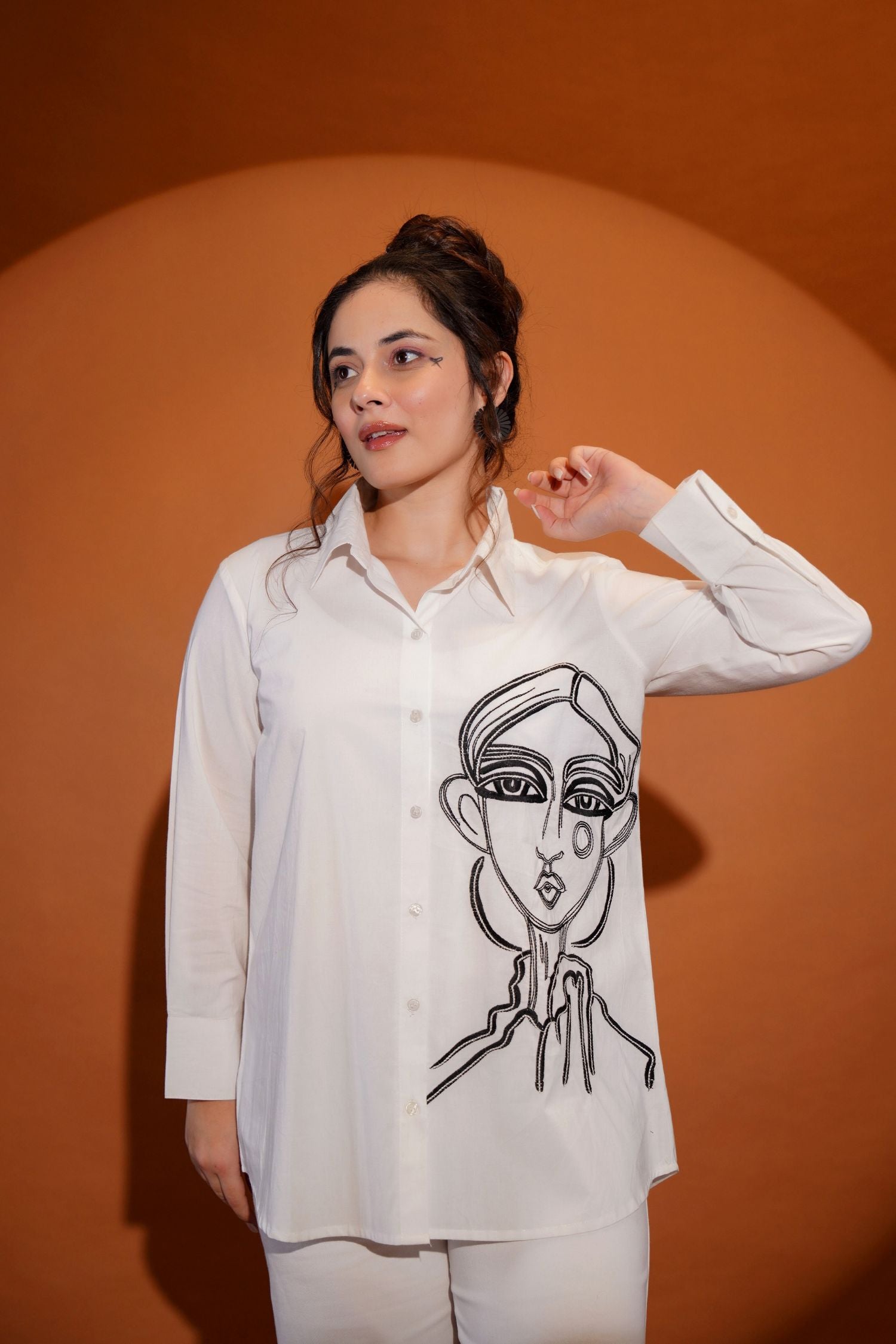 Face Line Art White Shirt