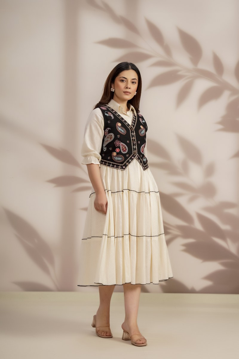 White Long Dress with Elegant Thread Embroidery Vest Jacket.