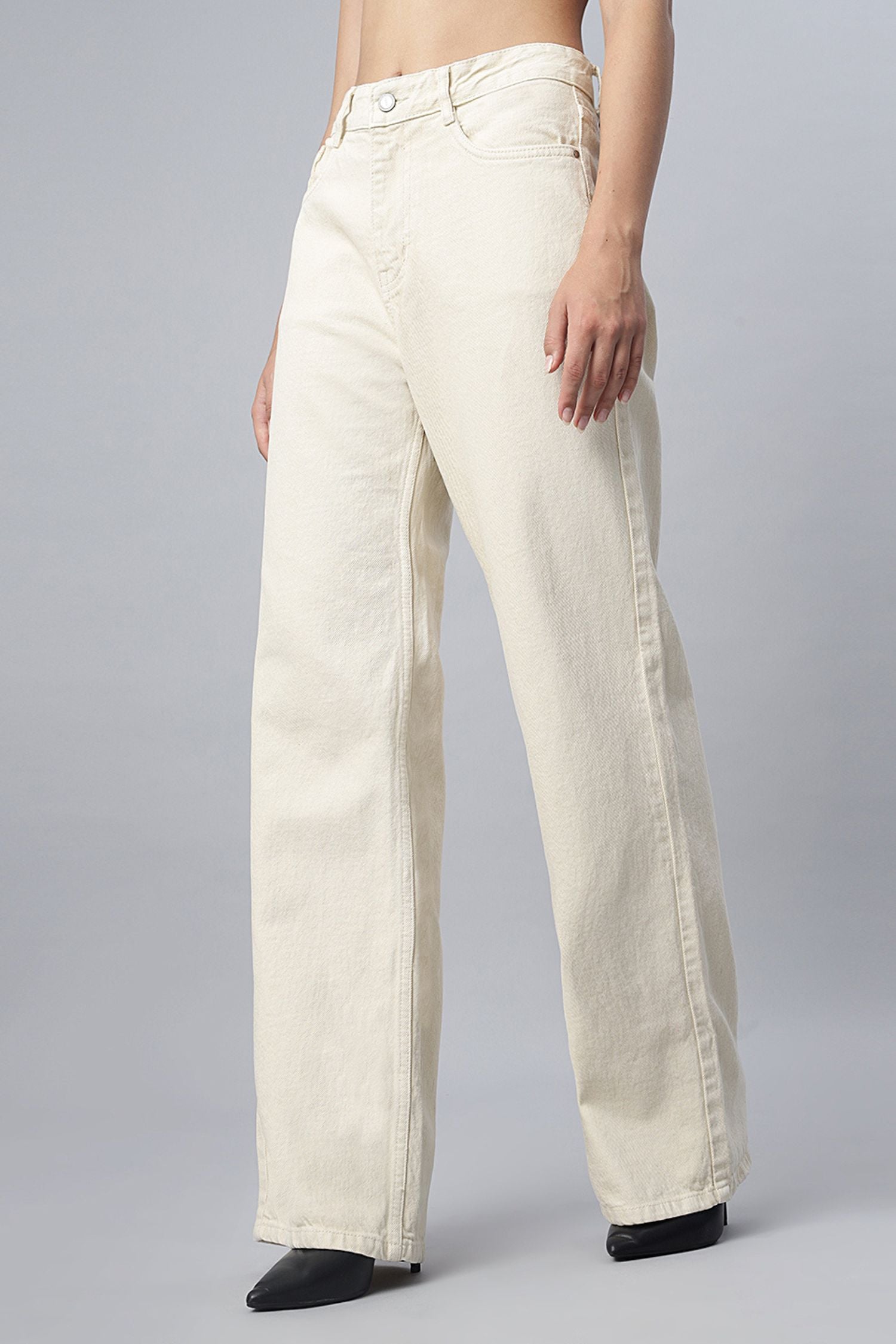 Straight-Leg Denim in Soft Cream
