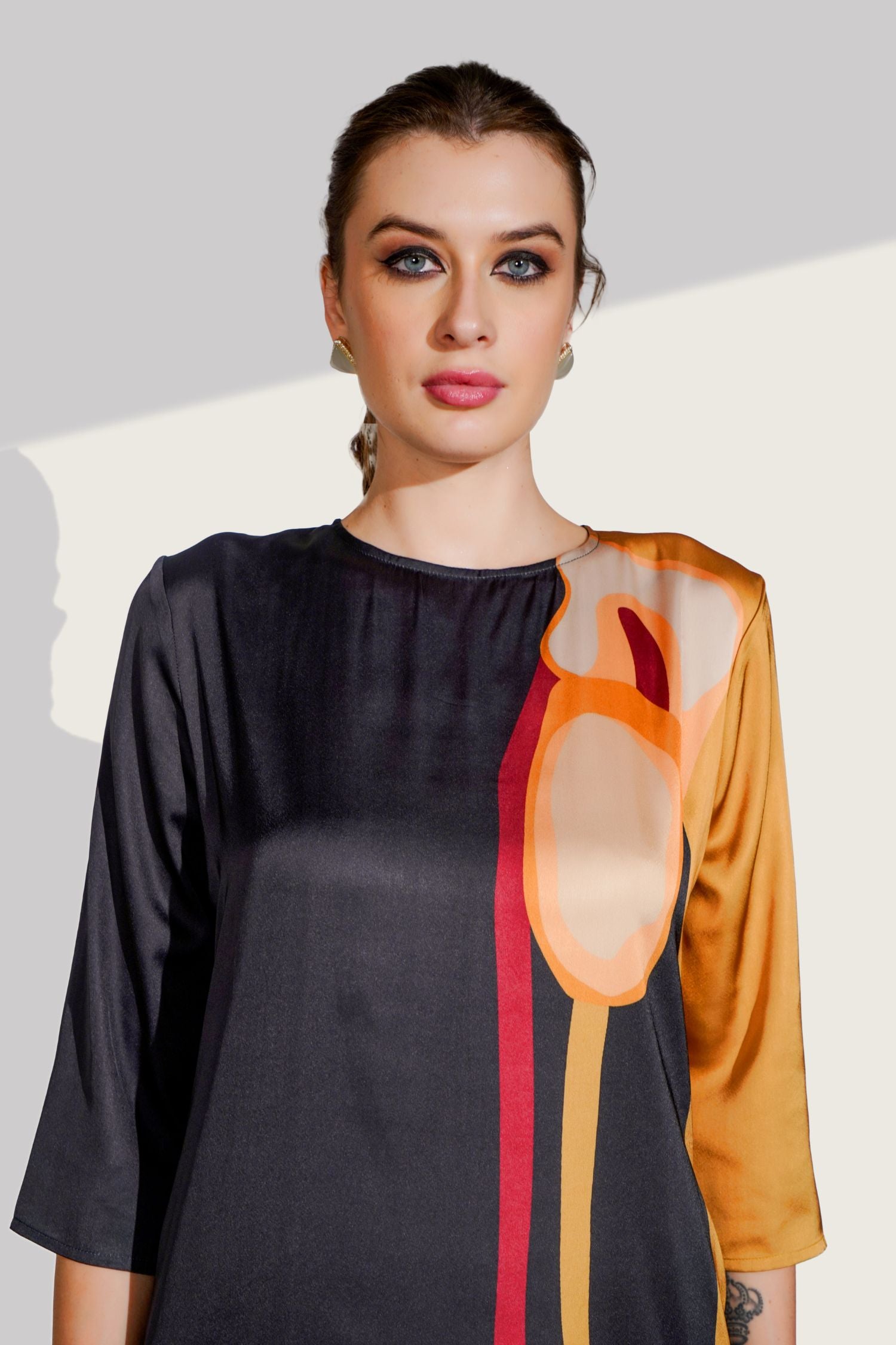 Black Long Dress with Side Print With Pockets