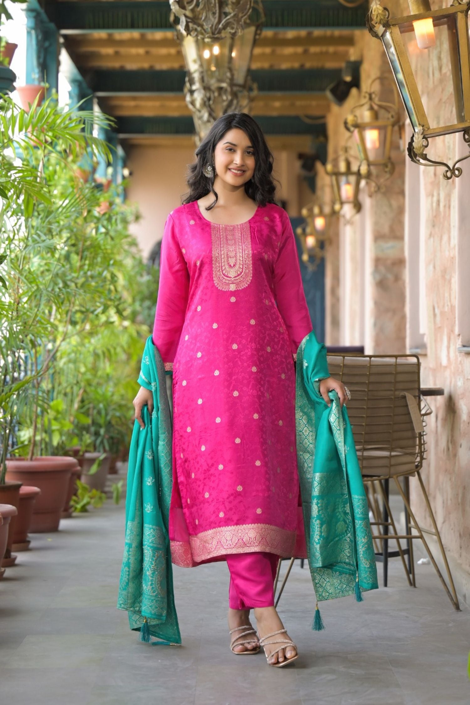 Rani Straight Kurta Set with Green Dupatta
