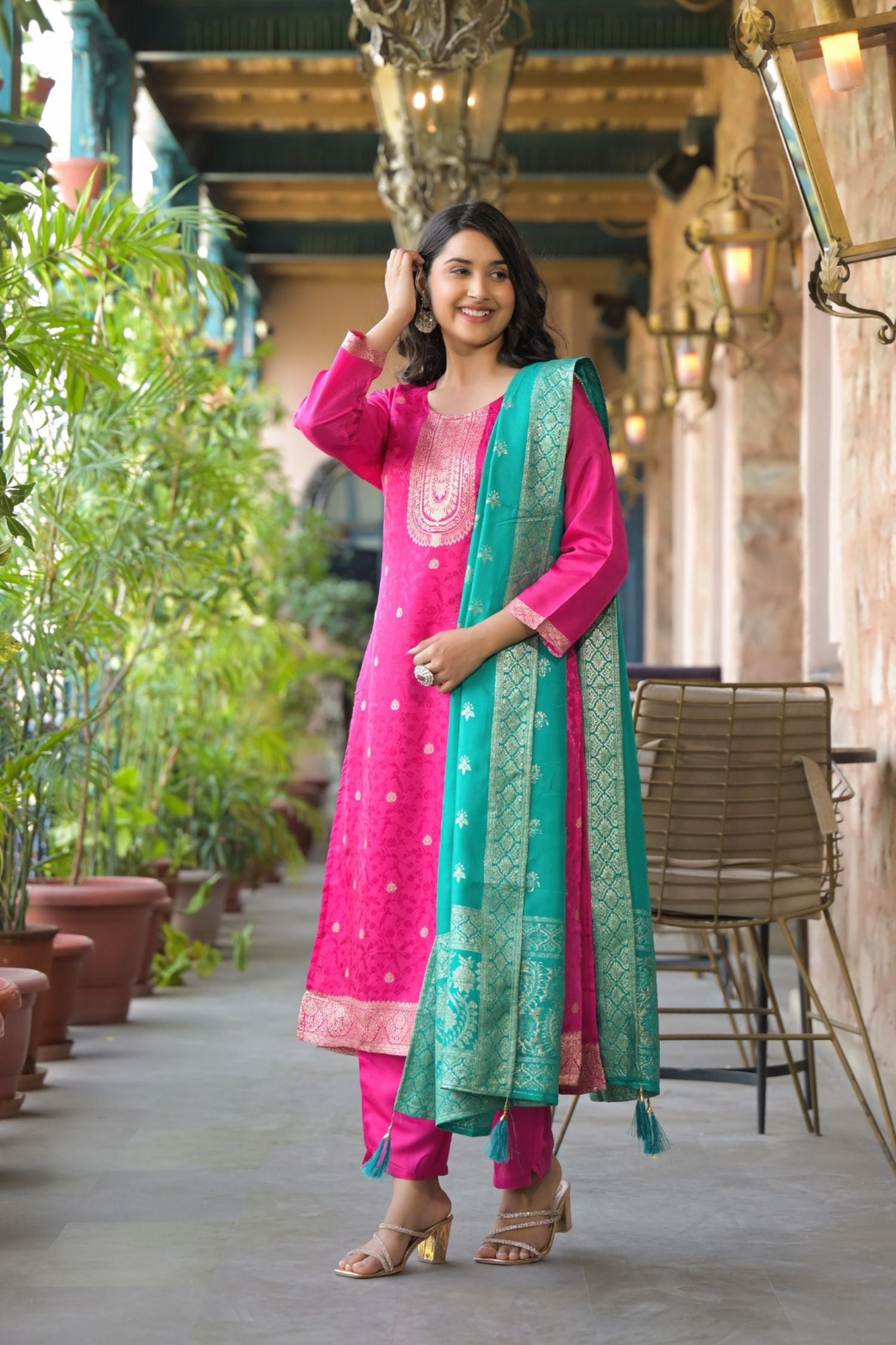 Rani Straight Kurta Set with Green Dupatta