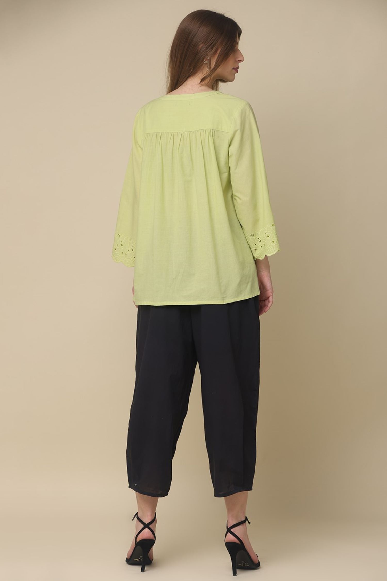 Freyaa Minty Fresh Solid Top
