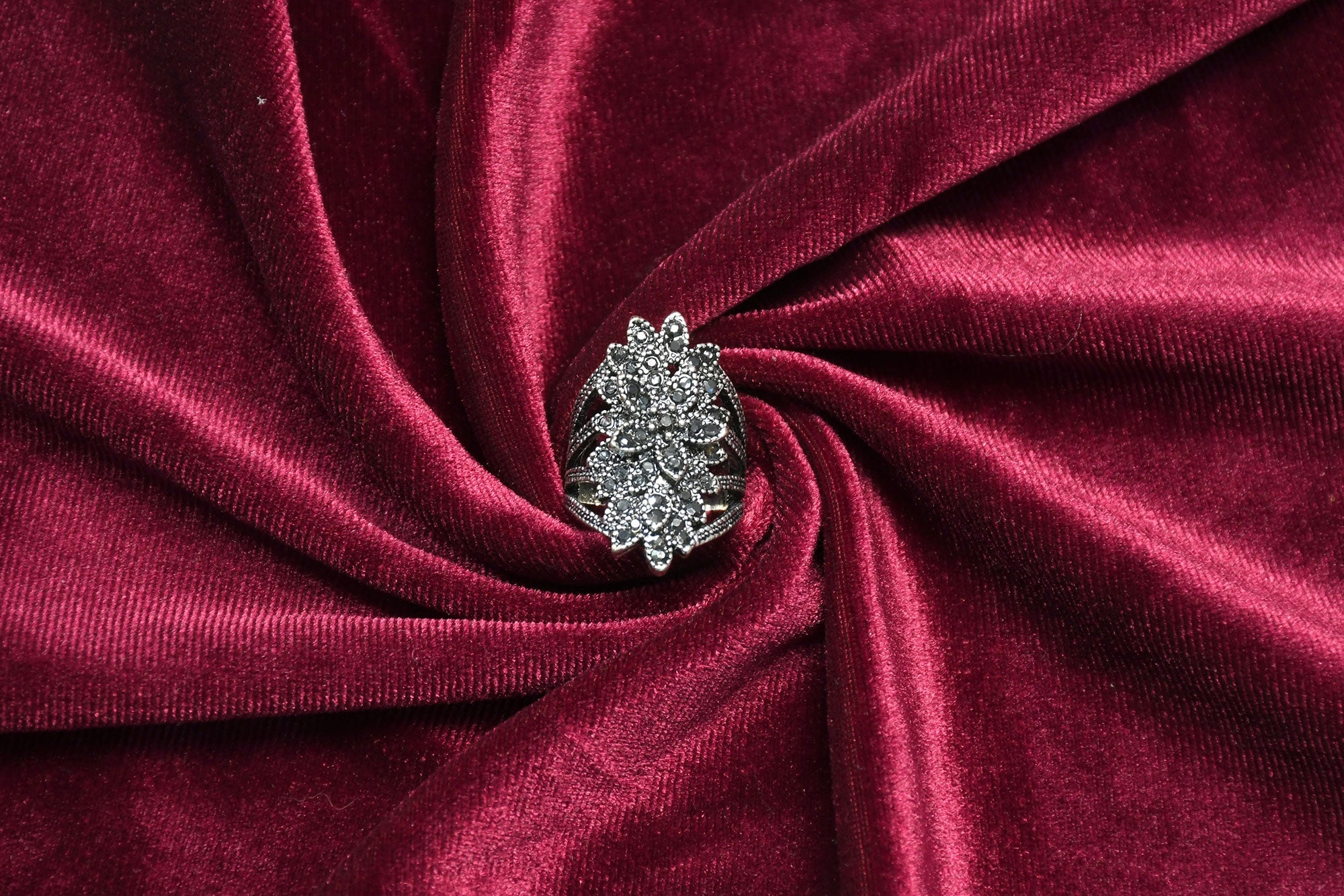 24H Silver Oxidized Flower Design Ring - Freyaa