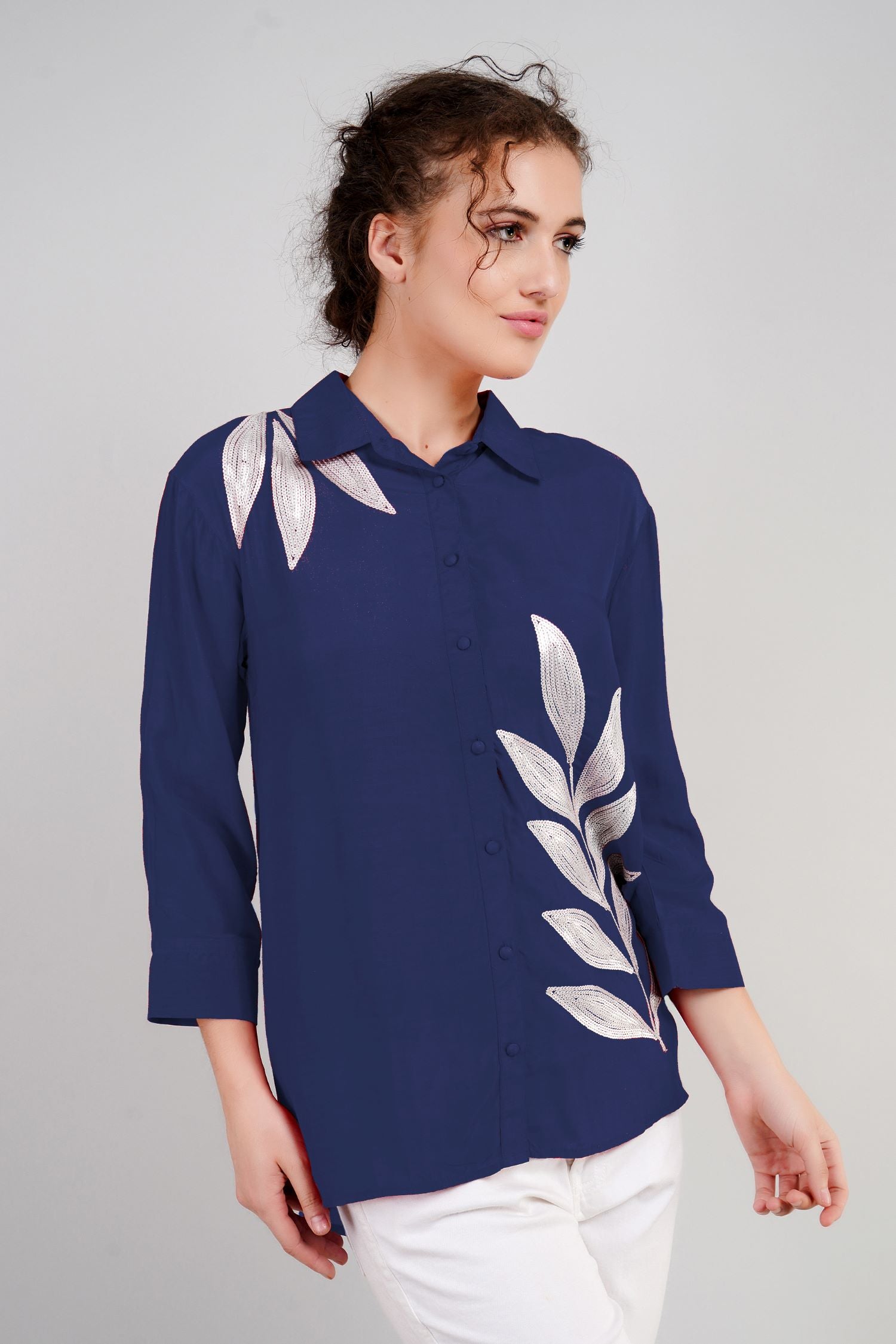 Blue Breeze White Leaf Top