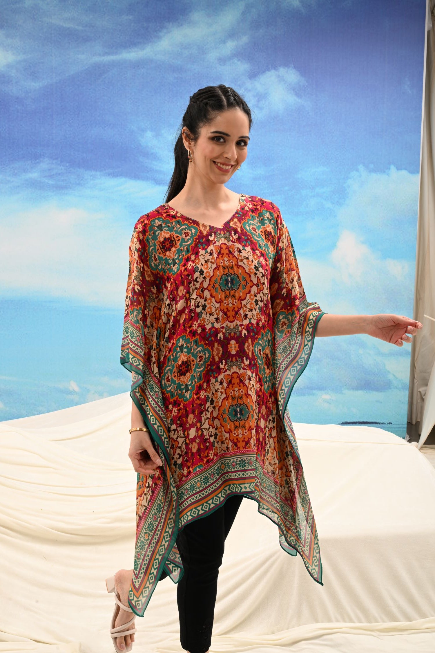 Freyaa Multicolor Printed Short Kaftan for Women