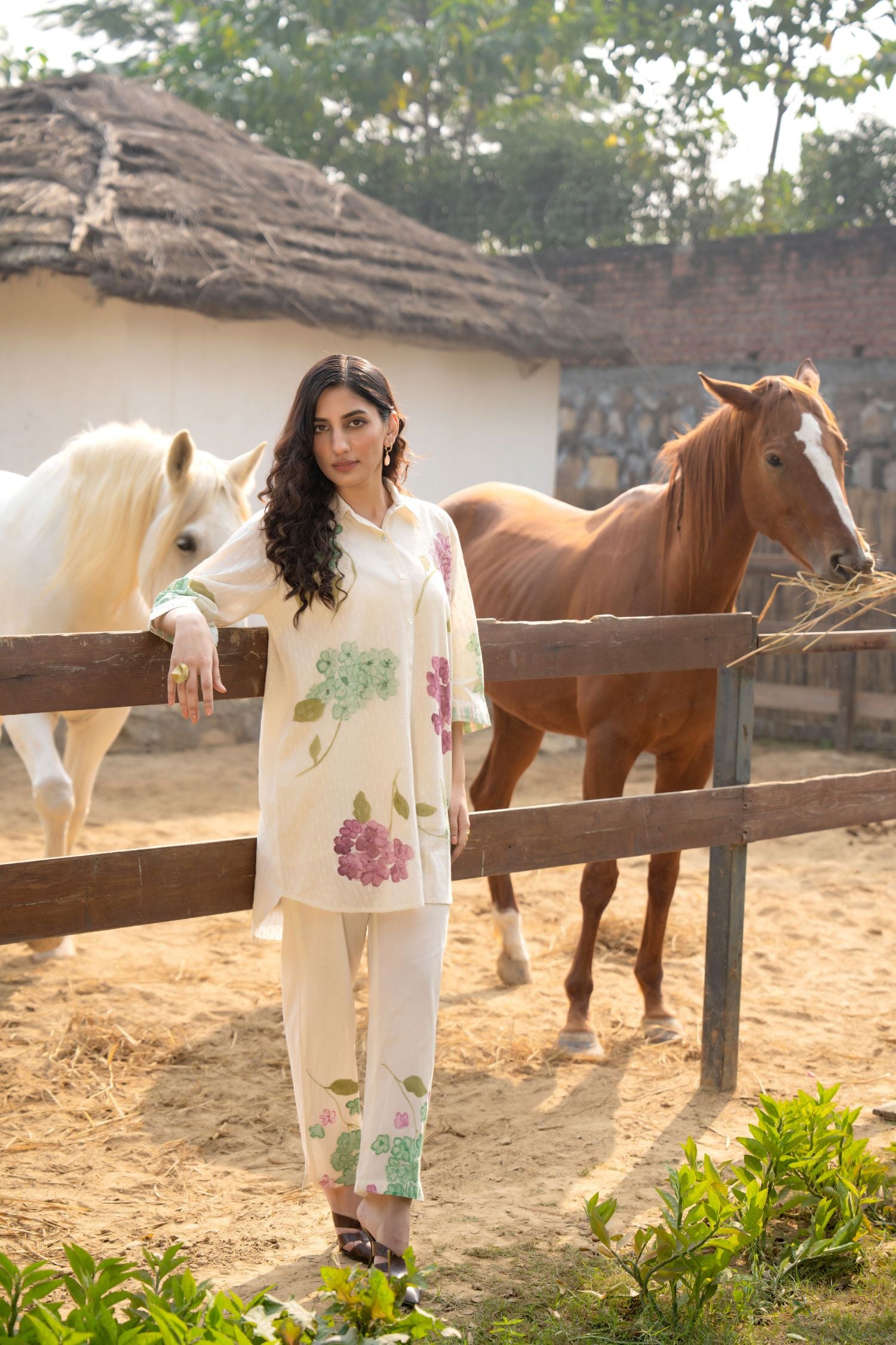 Cream Bloom Collared Cord Set
