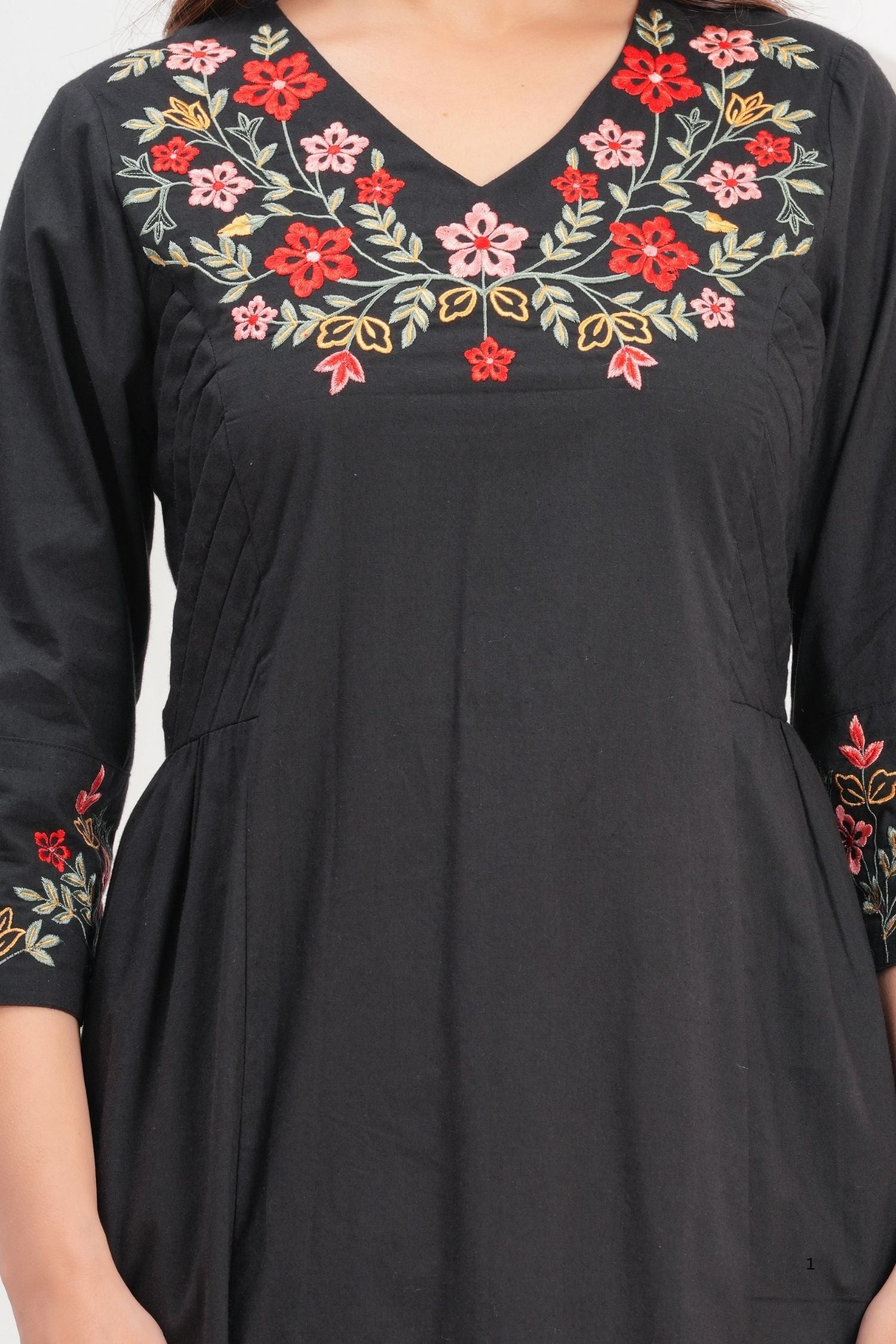 Freyaa Black Bloom Tunic