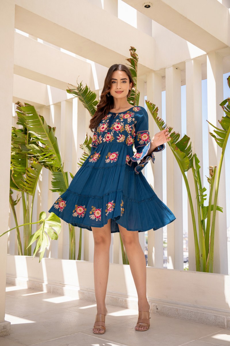 ROCKY GLOW:TEAL BLUE BELL SLEEVES EMBROIDERED TUNIC DRESS