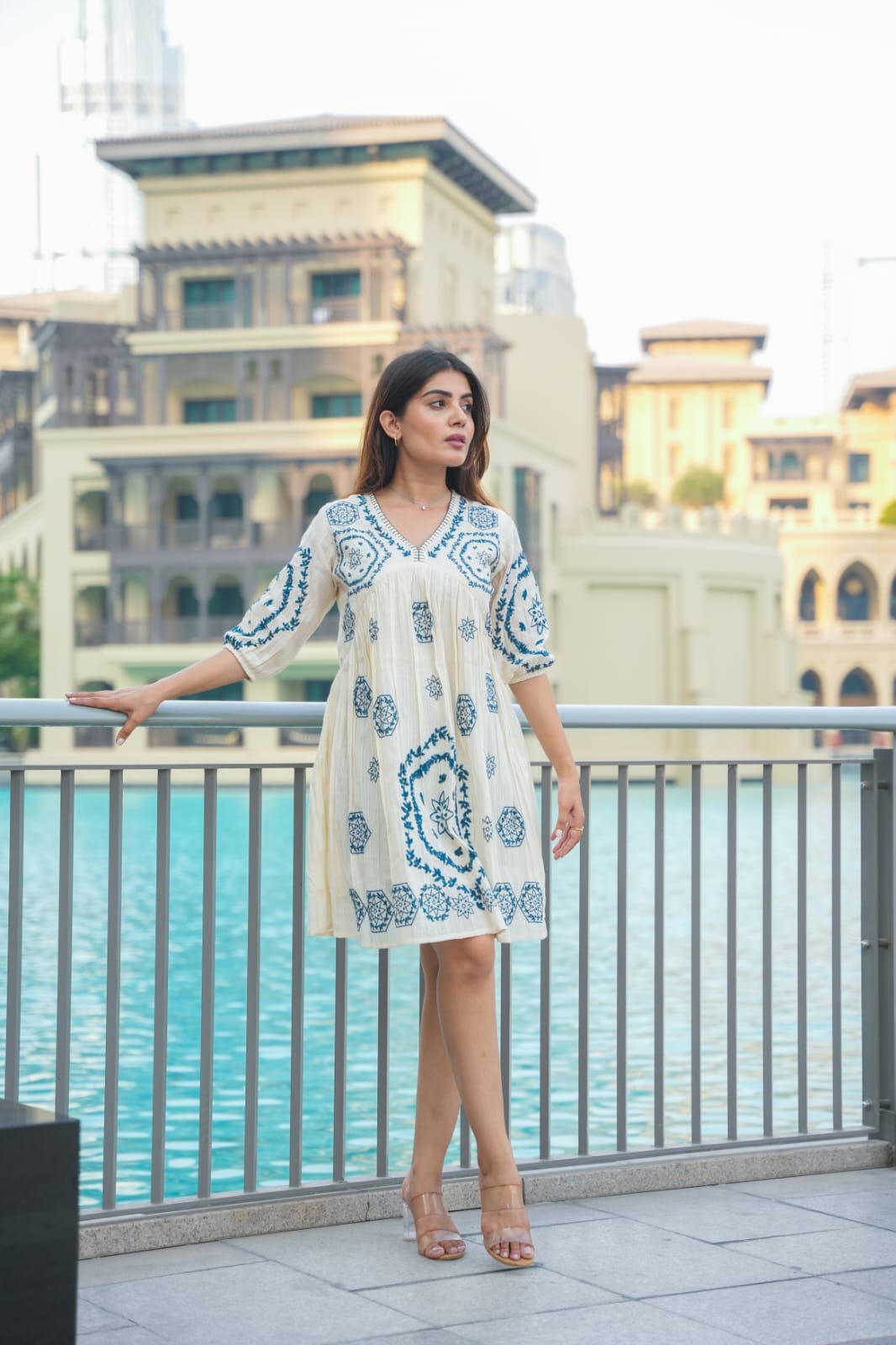 SNOW BLUE: BLUE EMBROIDERED SHORT TUNIC DRESS
