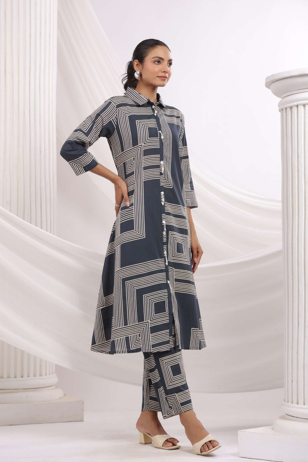 Grey Long Kurta Style Co-ord Set with Abstract Print