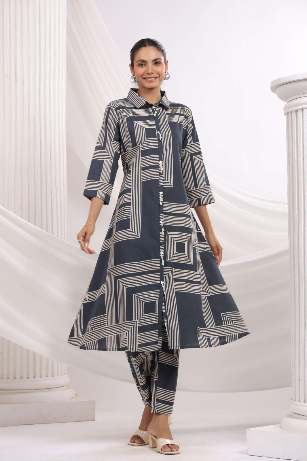 Grey Long Kurta Style Co-ord Set with Abstract Print