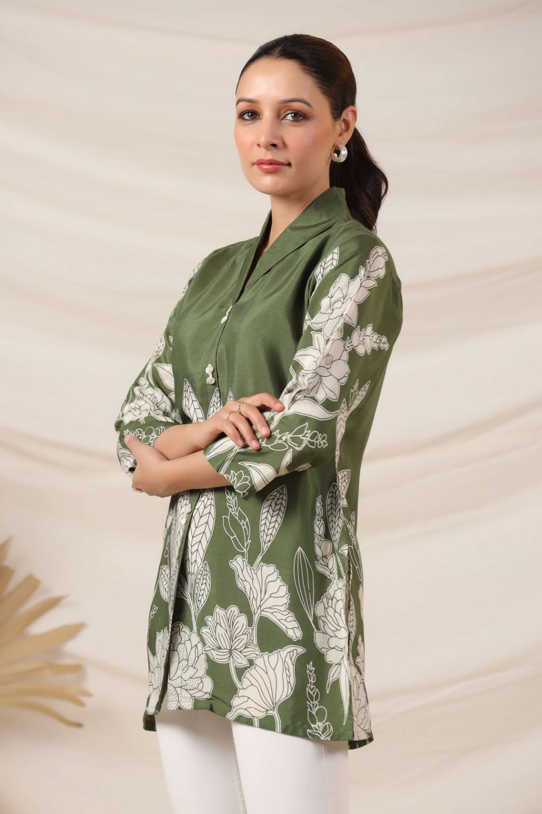 Chic Green Top with Contemporary Digital Print