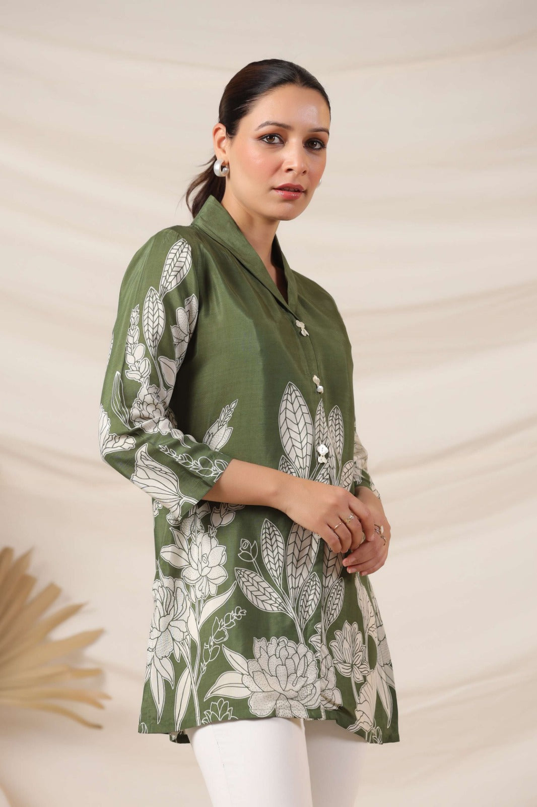 Chic Green Top with Contemporary Digital Print