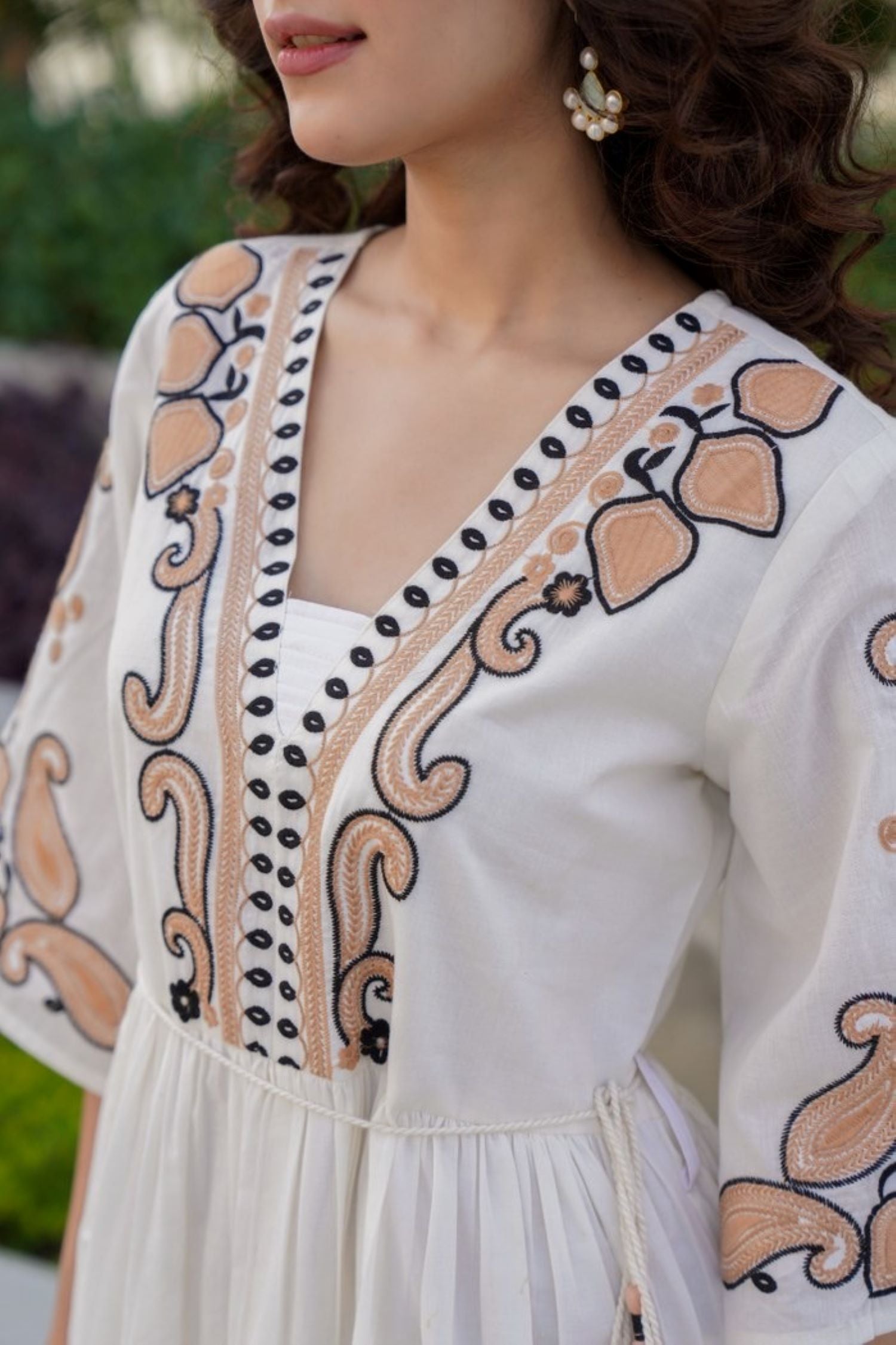 Freyaa Neckline Muse Off-White Embroidered Tunic