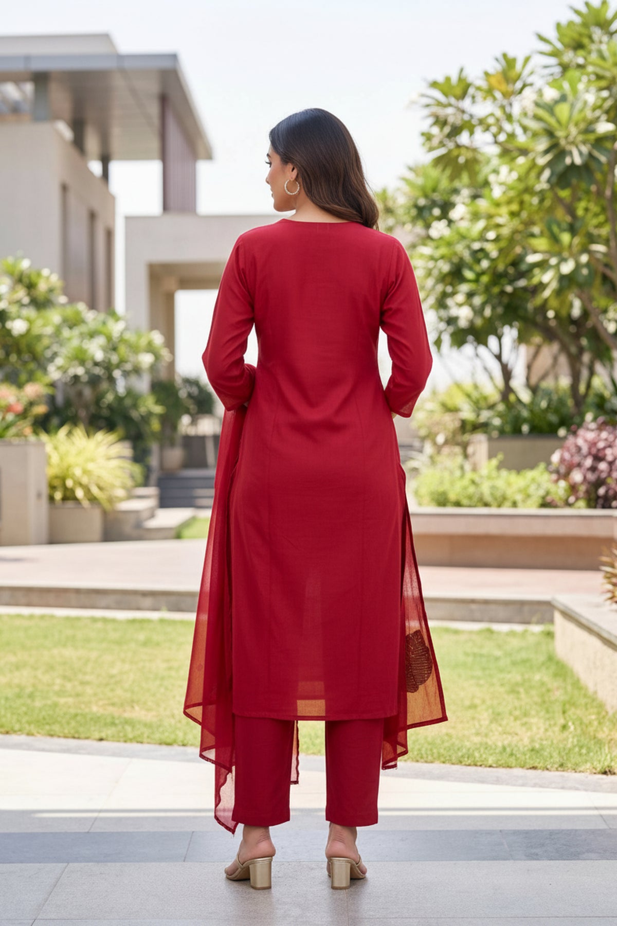 Rani Embroidered Silk Kurta Set