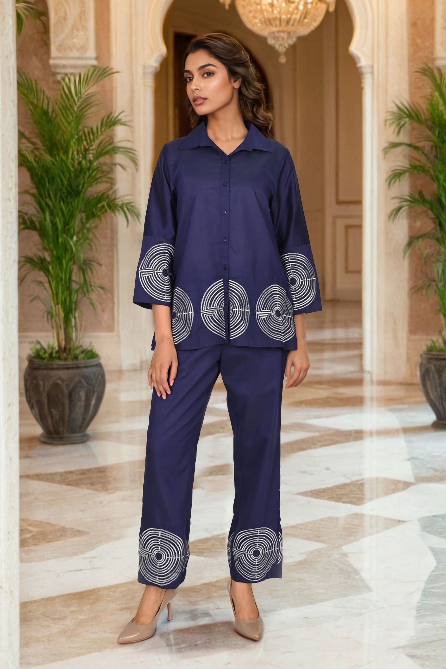 Modern Circle-Pattern Satin Cord Set