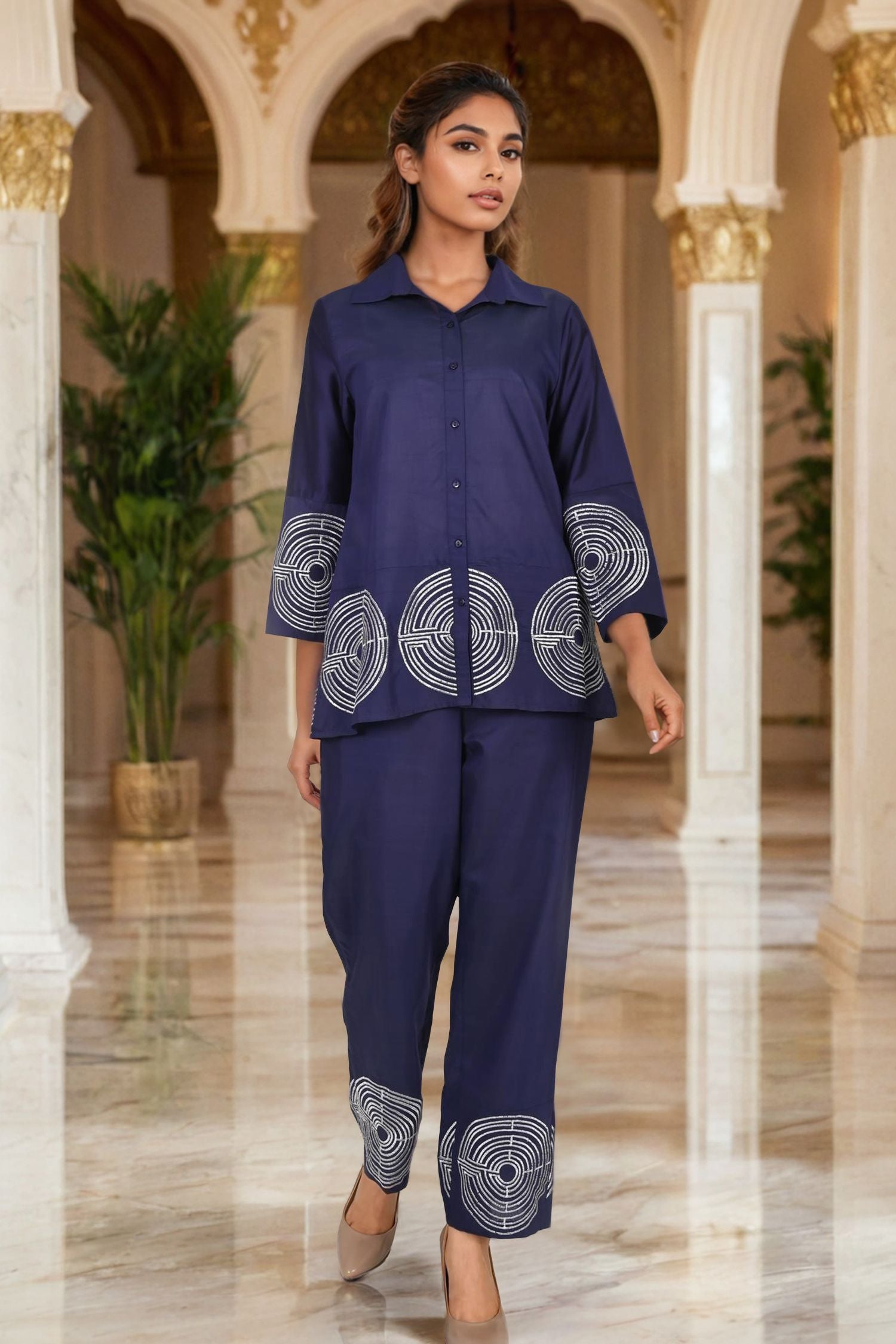 Modern Circle-Pattern Satin Cord Set