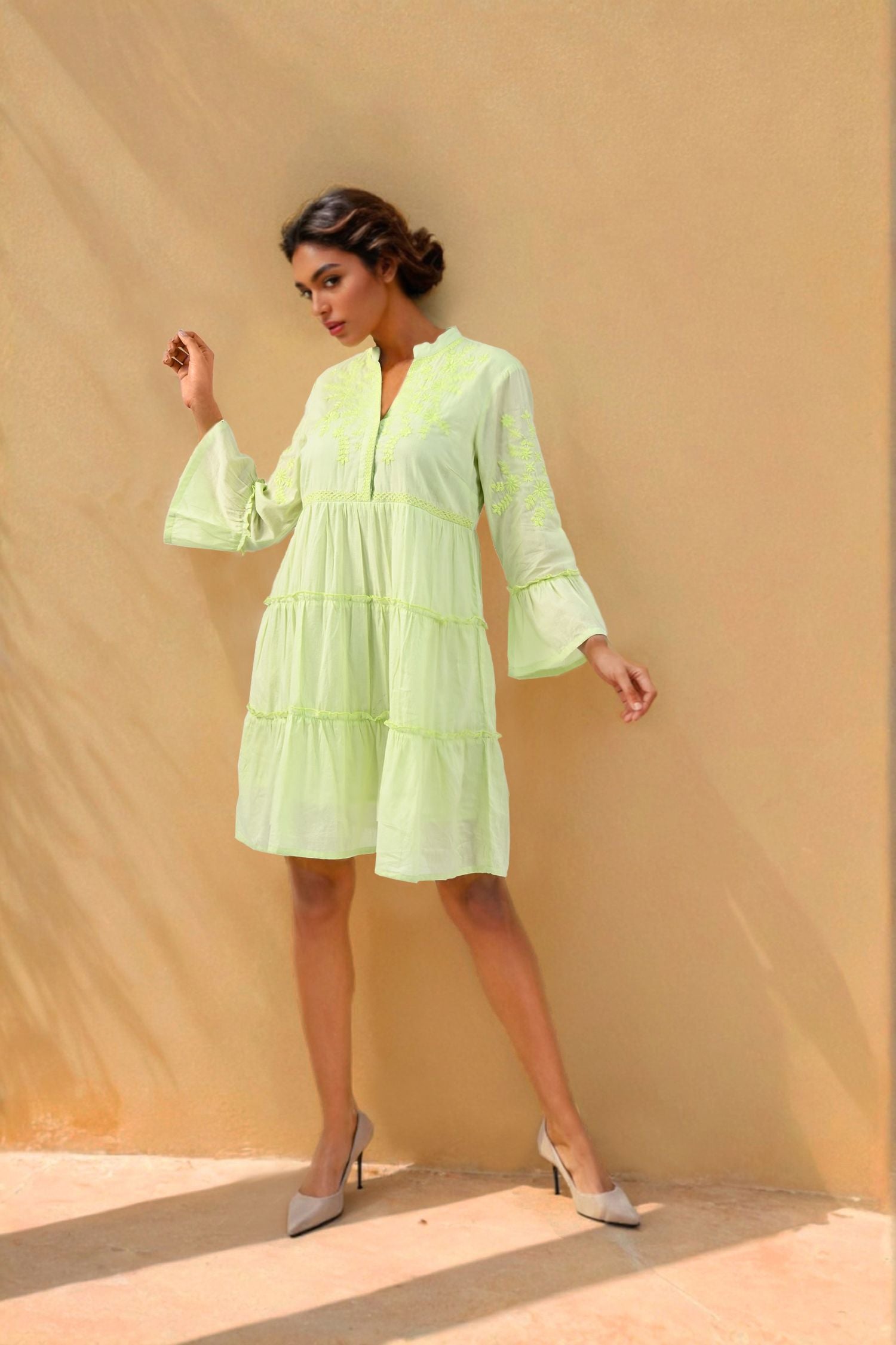 Mint Dress in Cotton with Loose Full-Length Sleeves